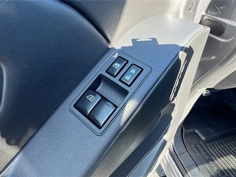 Used 2023 Nissan Frontier S w/ Technology Package image 17