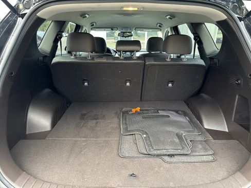 Used 2019 Hyundai Santa Fe SEL image 14