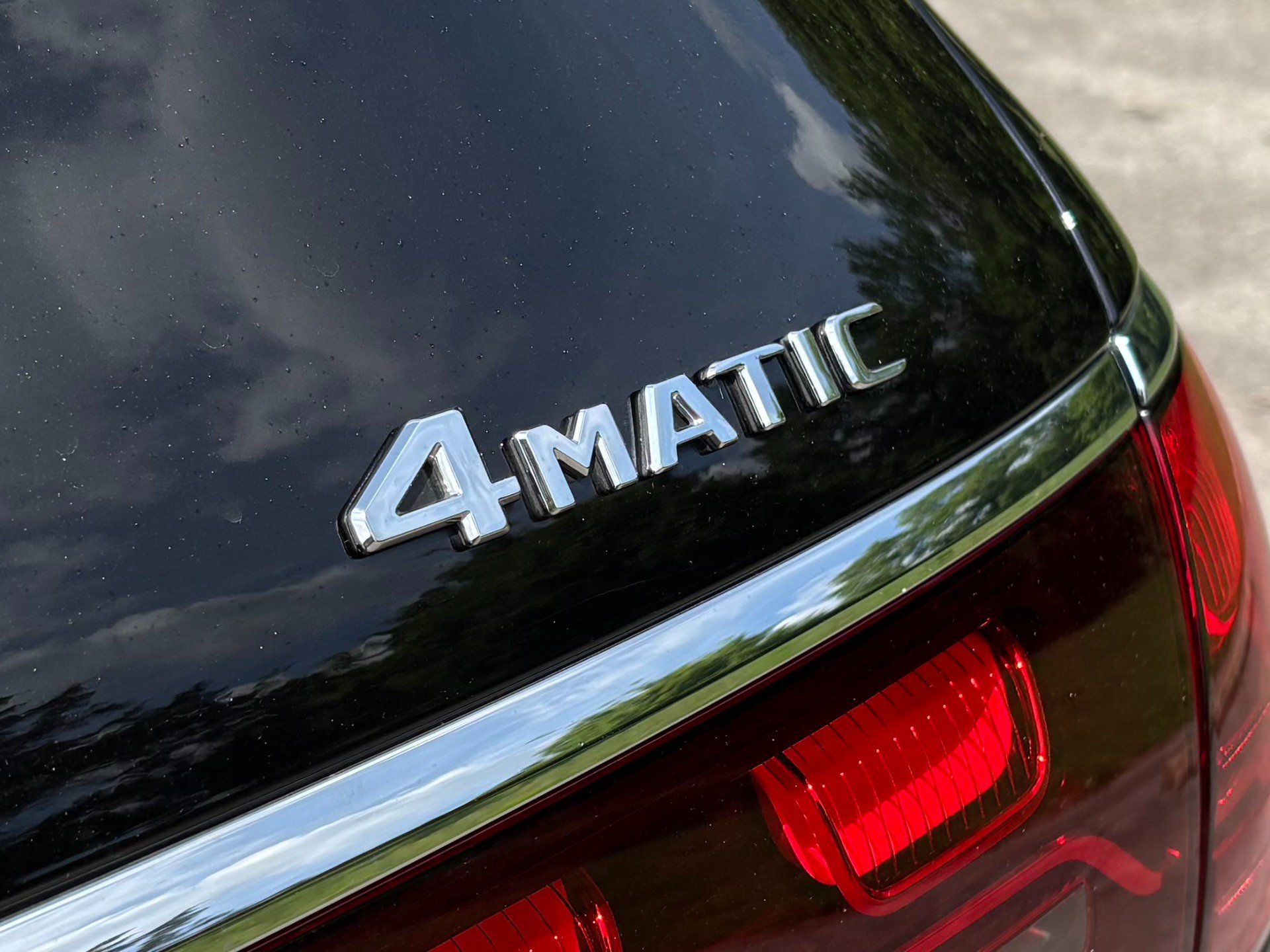 Used 2025 Mercedes-Benz GLS 450 4MATIC w/ AMG Line Exterior image 52