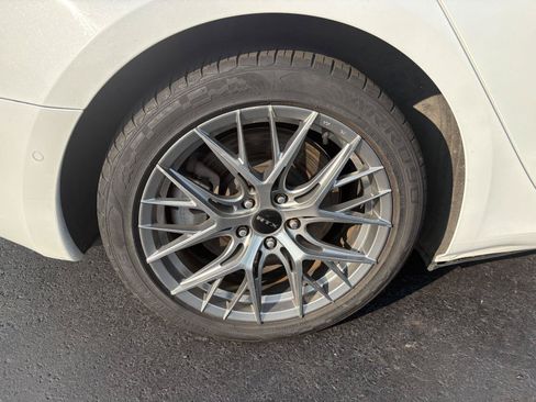 Used 2022 Tesla Model 3 Long Range AWD/4WD image 10