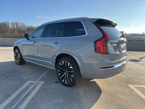 Certified 2025 Volvo XC90 B5 Plus image 6