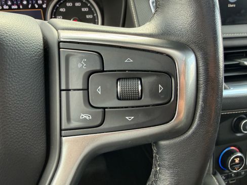 Used 2021 Chevrolet Suburban Premier w/ Premium Package AWD/4WD image 31