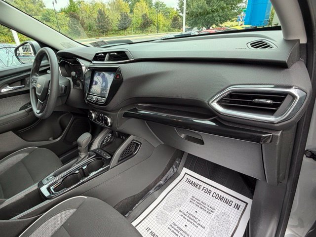 Certified 2023 Chevrolet TrailBlazer LT w/ Convenience Package FWD image 36