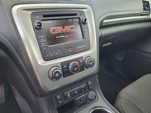 Used 2015 GMC Acadia SLE image 26