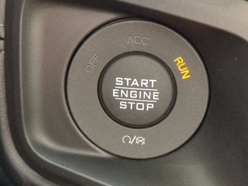 New 2026 Jeep Wrangler Unlimited Rubicon AWD/4WD image 31