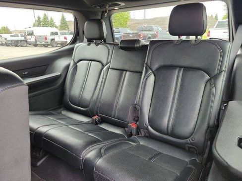 Used 2024 Jeep Wagoneer Series III AWD/4WD image 14