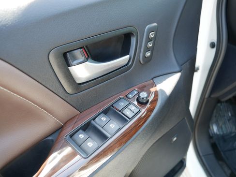 Used 2017 Toyota Sienna Limited Premium AWD/4WD image 15