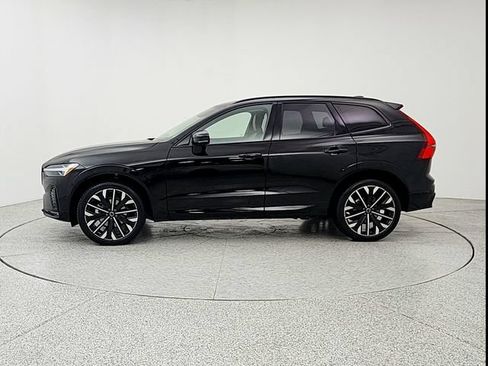 New 2026 Volvo XC60 B5 Ultra w/ Protection Package Premier AWD/4WD image 8