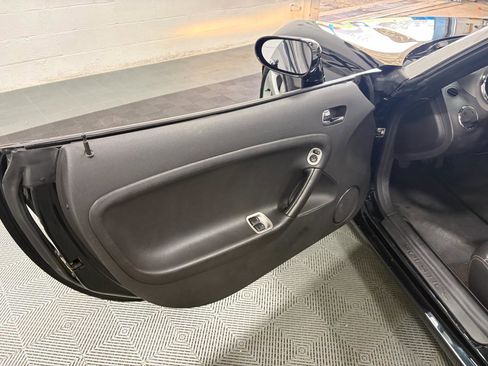 Used 2006 Pontiac Solstice Convertible w/ Premium Package image 23