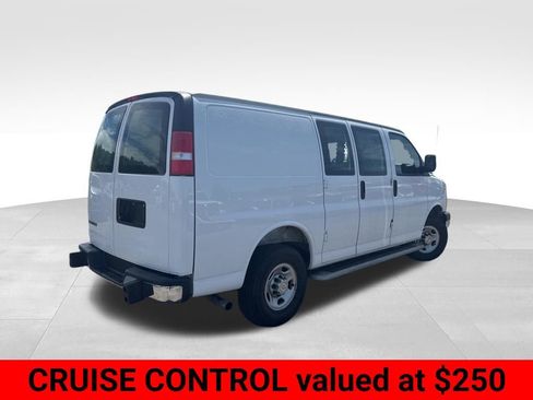 Used 2024 Chevrolet Express 2500 w/ Driver Convenience Package RWD image 5