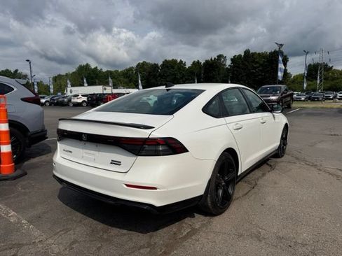 Used 2023 Honda Accord Sport image 2