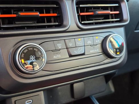 Used 2022 Ford Maverick XLT w/ Equipment Group 300A Standard AWD/4WD image 30