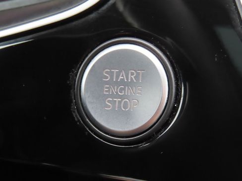 Used 2019 Audi Q7 3.0T Prestige image 14