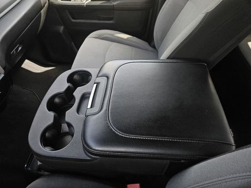 Used 2024 RAM 3500 Big Horn image 28