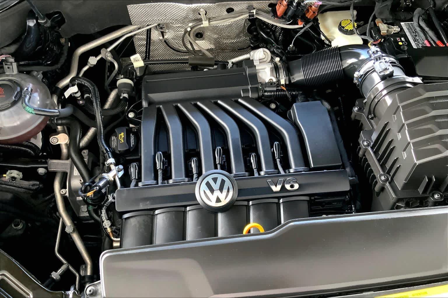 Used 2023 Volkswagen Atlas SE w/ Black Wheel Package AWD/4WD image 33