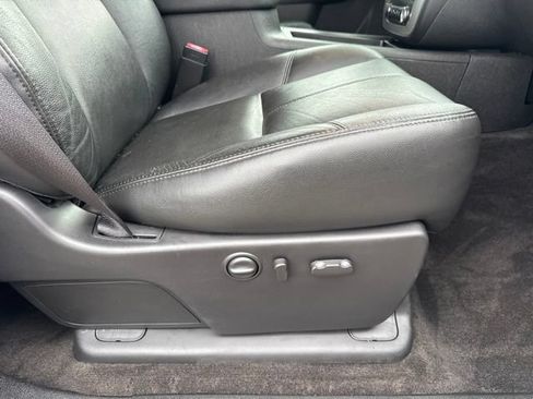 Used 2013 GMC Sierra 1500 SLT w/ SLT Convenience Package AWD/4WD image 29