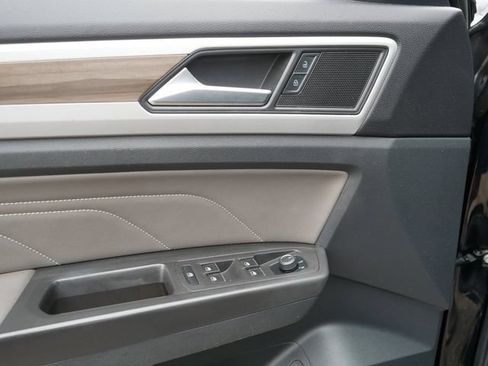 Certified 2023 Volkswagen Atlas SEL AWD/4WD image 16