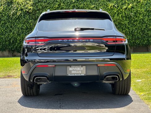 New 2026 Porsche Macan AWD/4WD image 7