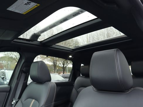 Certified 2025 MAZDA CX-90 3.3 Turbo w/ Premium Plus Pkg image 7