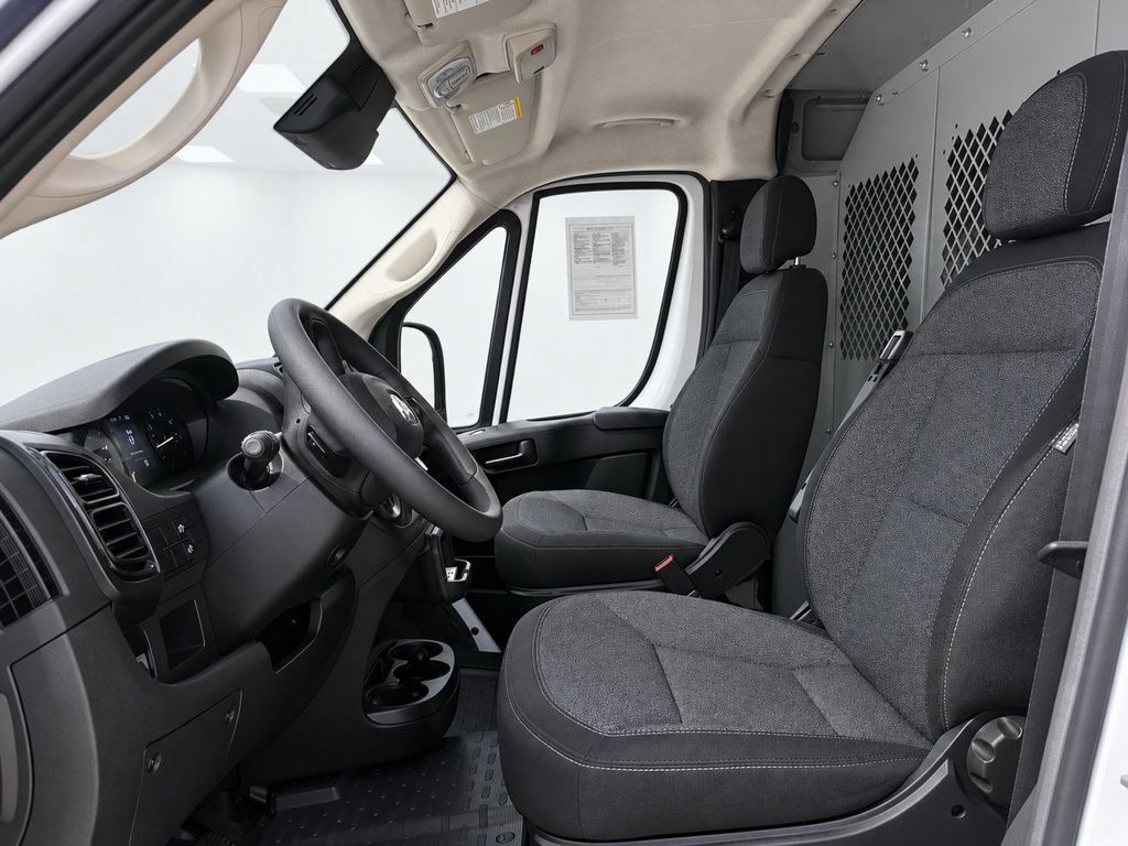 Used 2025 RAM ProMaster 2500 FWD image 22