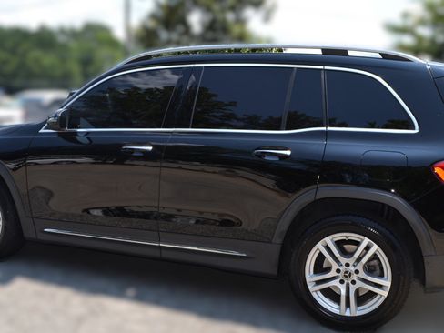 Used 2023 Mercedes-Benz GLB 250 image 18