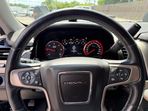 Used 2016 GMC Yukon XL Denali w/ Open Road Package AWD/4WD image 39