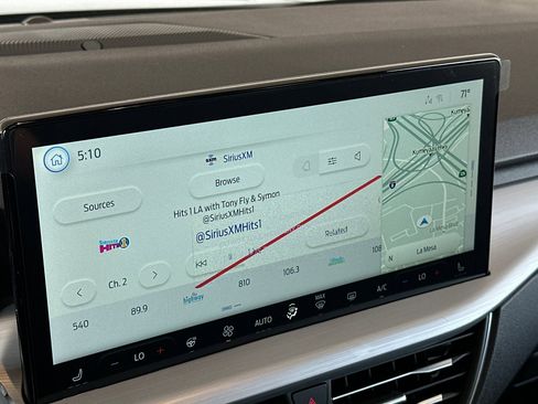 New 2025 Ford Escape Base w/ PHEV Premium Package image 17