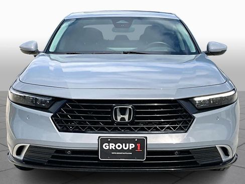 Used 2024 Honda Accord Touring image 4