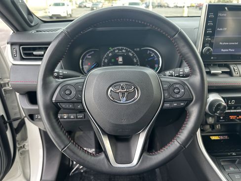 Used 2022 Toyota RAV4 XSE w/ Premium Package image 18