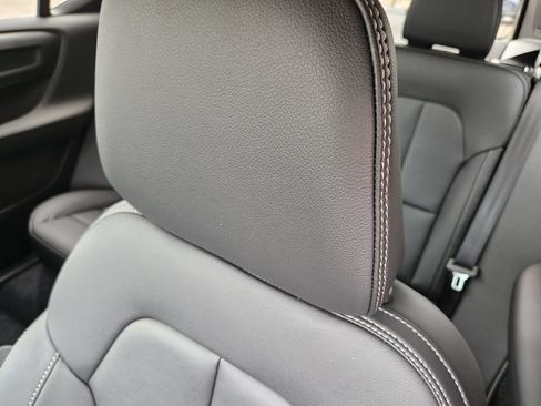 New 2026 Volvo XC40 B5 Ultra w/ Climate Package AWD/4WD image 6