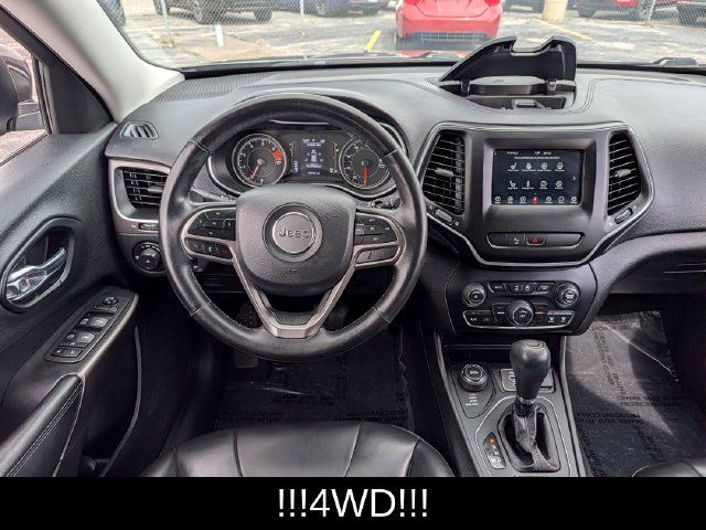 Used 2019 Jeep Cherokee Latitude Plus w/ Cold Weather Group AWD/4WD image 25