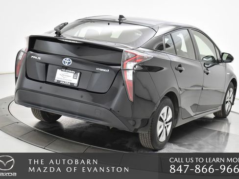 Used 2017 Toyota Prius Three image 20