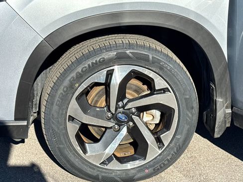 Used 2022 Subaru Forester Touring w/ Popular Package #2 image 28