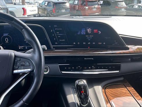 Used 2023 Cadillac Escalade Sport Platinum w/ LPO, ONYX Package image 6