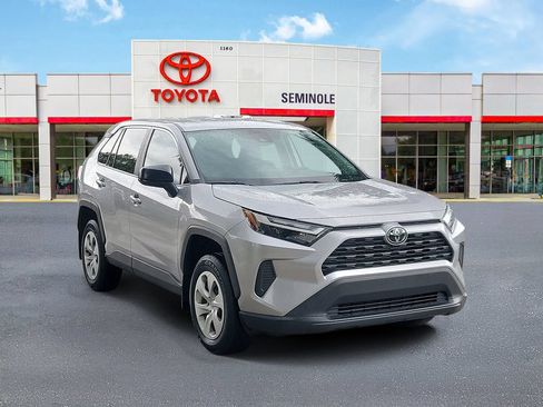 Used 2024 Toyota RAV4 LE FWD image 2