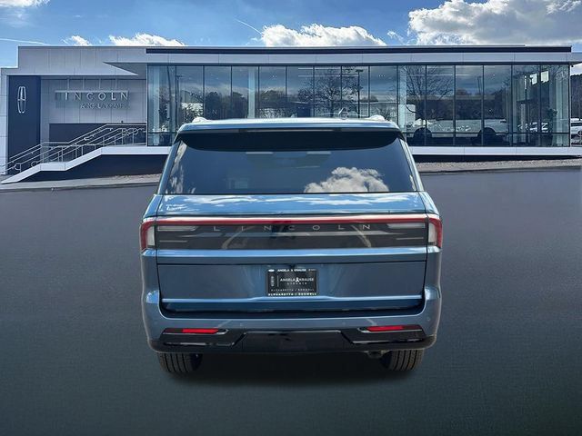 New 2027 Lincoln Navigator Reserve AWD/4WD image 7