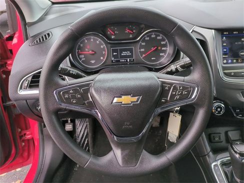 Certified 2019 Chevrolet Cruze LS w/ LS Convenience Package image 13