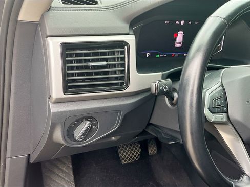 Used 2021 Volkswagen Atlas SEL Premium AWD/4WD image 10