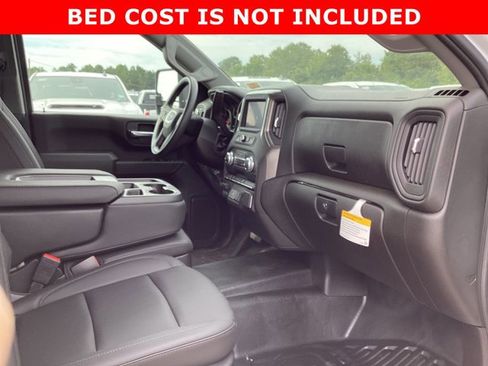 New 2025 GMC Sierra 3500 Pro w/ Convenience Package image 19