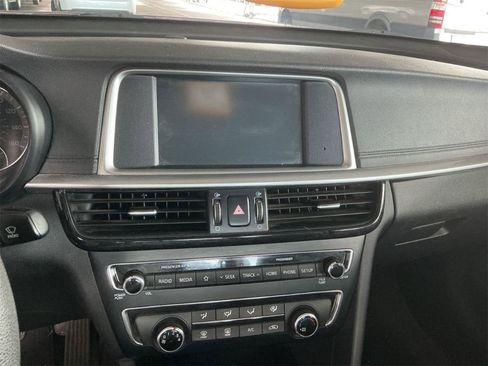 Used 2020 Kia Optima LX FWD image 13