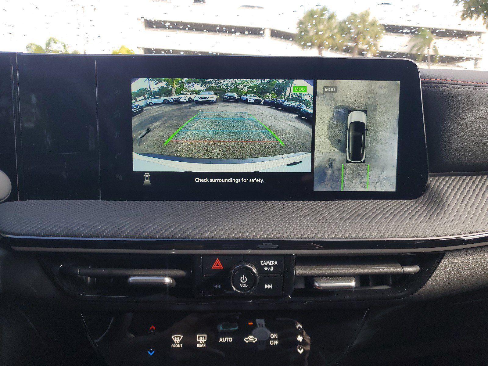 Certified 2025 Nissan Kicks SR AWD/4WD image 8