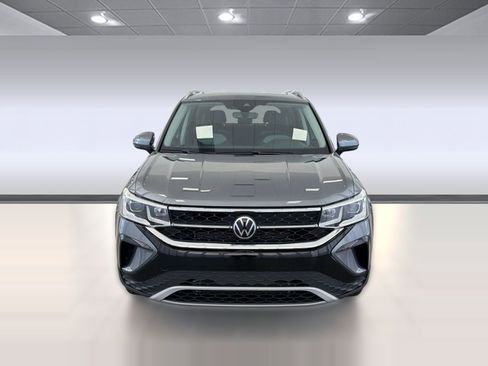 Certified 2023 Volkswagen Taos SEL AWD/4WD image 6