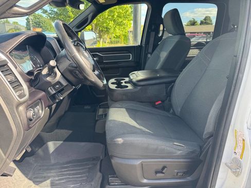 Used 2020 RAM 3500 Big Horn w/ Night Edition AWD/4WD image 11