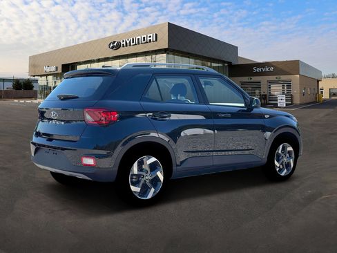 New 2026 Hyundai Venue SEL image 8