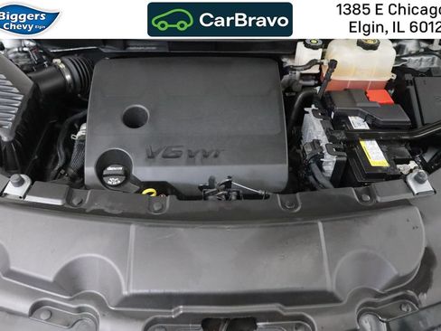Certified 2023 Chevrolet Traverse LT w/ LT Premium Package AWD/4WD image 36