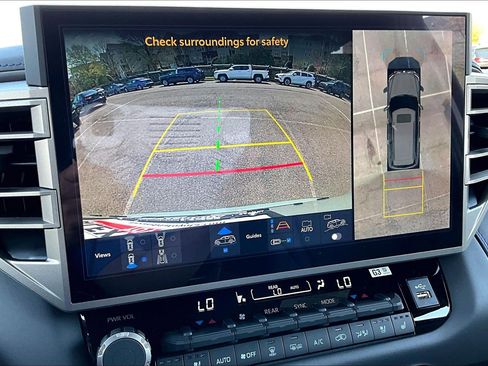 Used 2026 Toyota Sequoia Platinum image 20