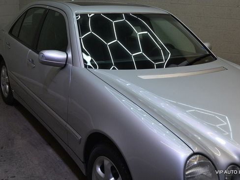 Used 2002 Mercedes-Benz E 320 Sedan image 12