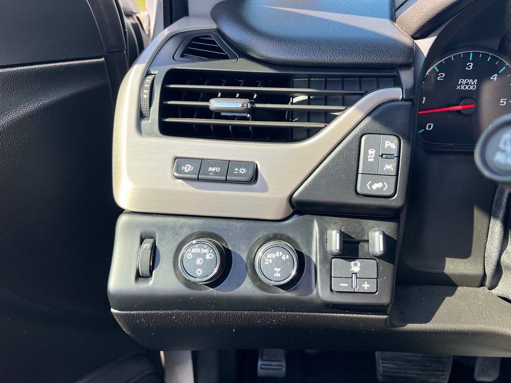 Used 2017 GMC Yukon Denali w/ Open Road Package AWD/4WD image 47