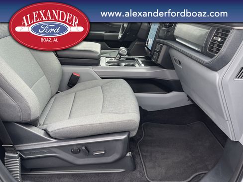 Used 2024 Ford F150 Lightning Flash image 17