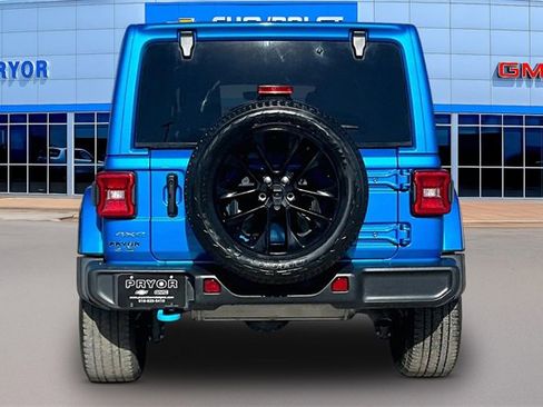 Used 2022 Jeep Wrangler Unlimited Sahara w/ Cold Weather Group image 4